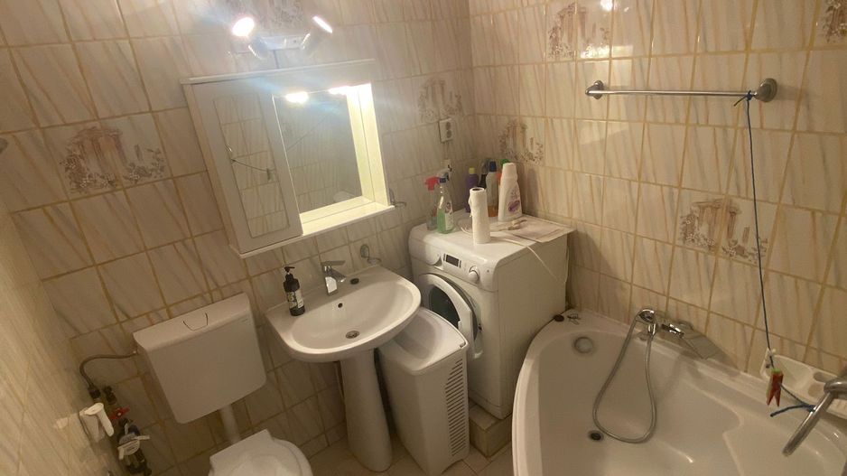 AP. 3 CAMERE - RAHOVA, CENTRALA PROPRIE, BUCATARIE INCHISA, PARCARE - Poză 8