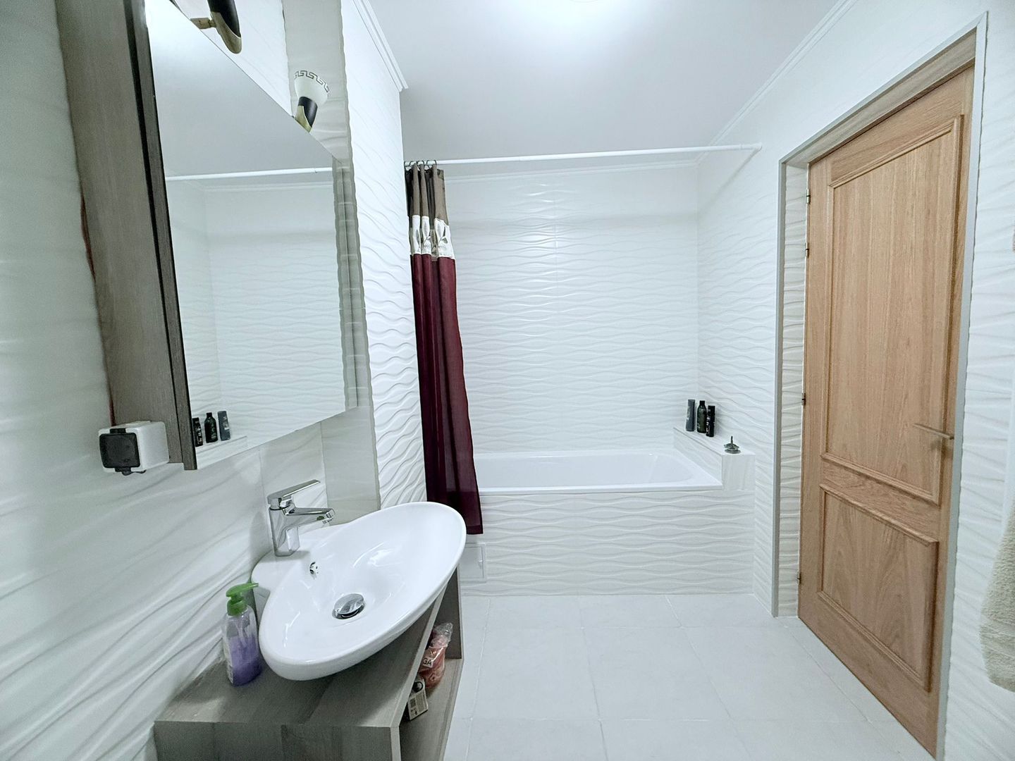 GARSONIERA DE LUX DECOMANDATA MOBILATA SI UTILATA 40MP - Poză 6