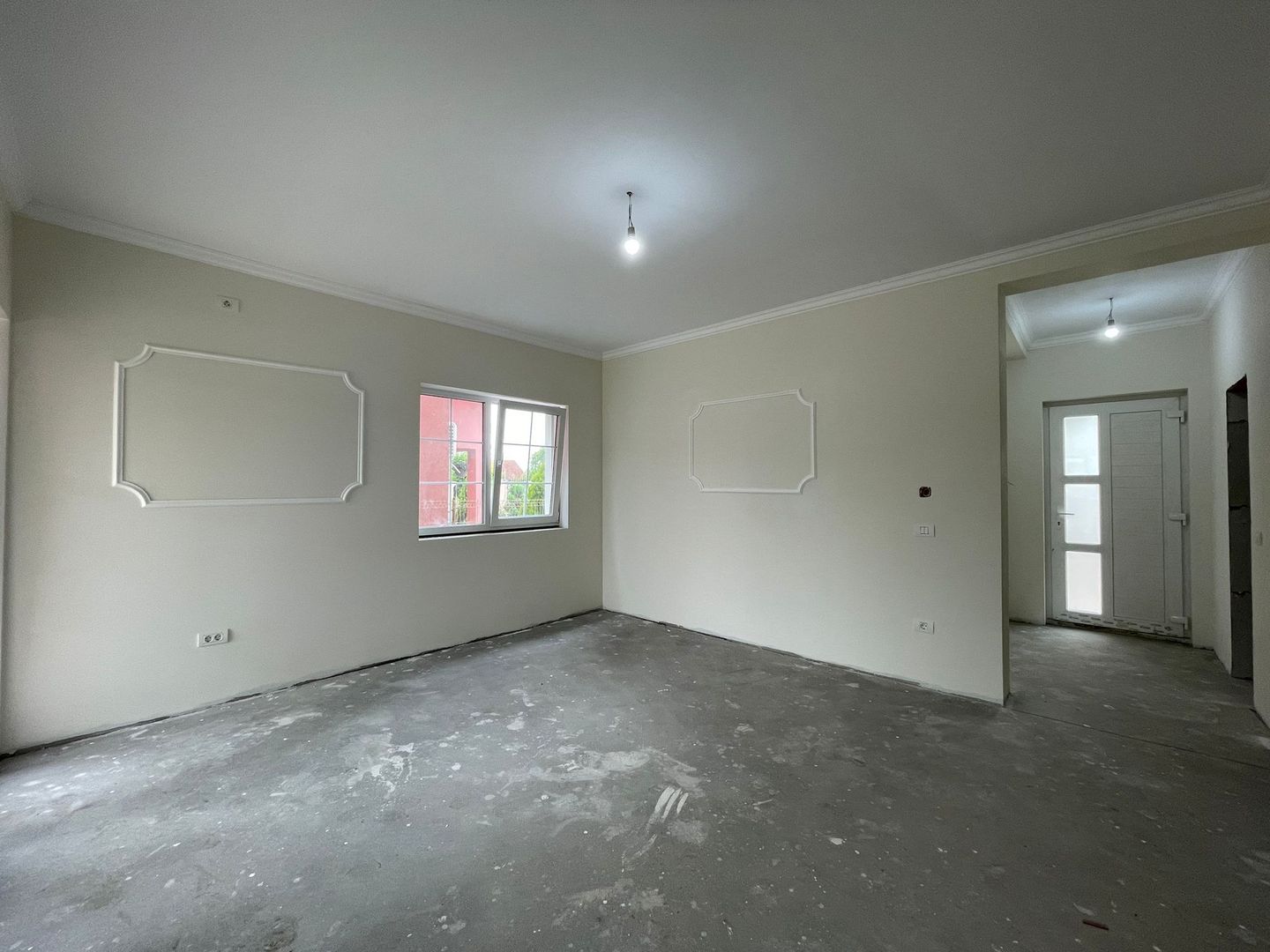 Duplex desparțit - 5 camere și 3 băi- Moșnița Nouă - Poză 2