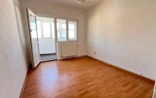 Apartament 4 camere, decomandat – Zona de Jos - Poză 4