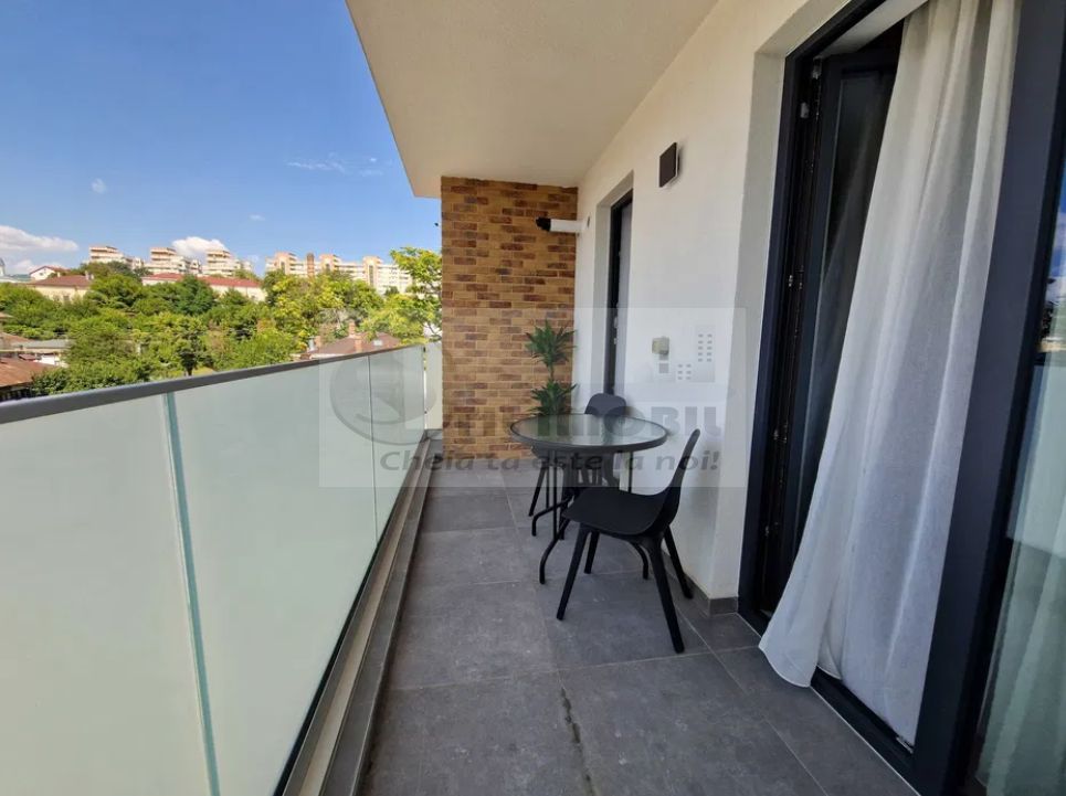 Apartament modern cu 2 camere - Centru, Complex Sirajardin - 700€ - Poză 8