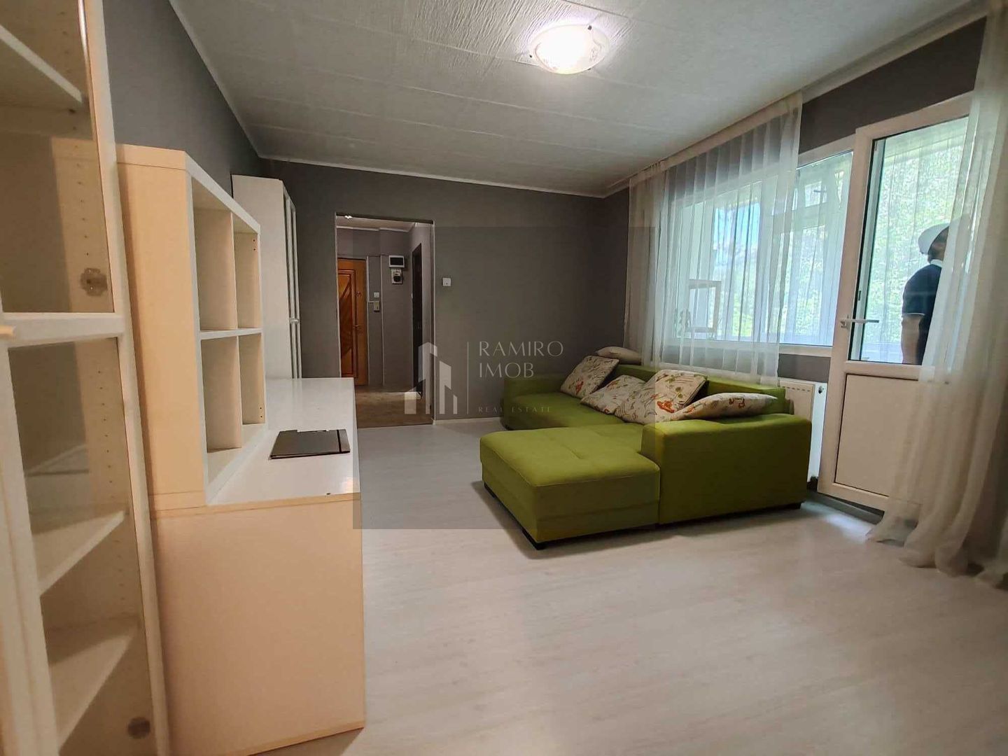 Apartament 3 camere, Brancoveanu/ Covasna, renovat, mobilat IKEA - Poză 1