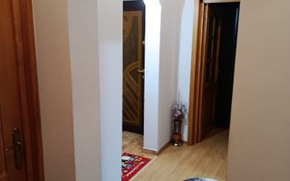 Apartament 3 camere de vânzare, zona Primaverii. - Poză 11