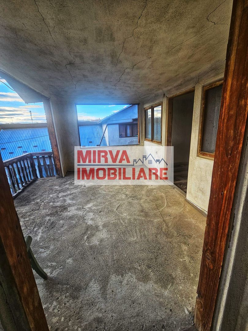 Exclusivitate! Casă cu teren generos în Sat Olteni, Com.Teișani - Poză 43