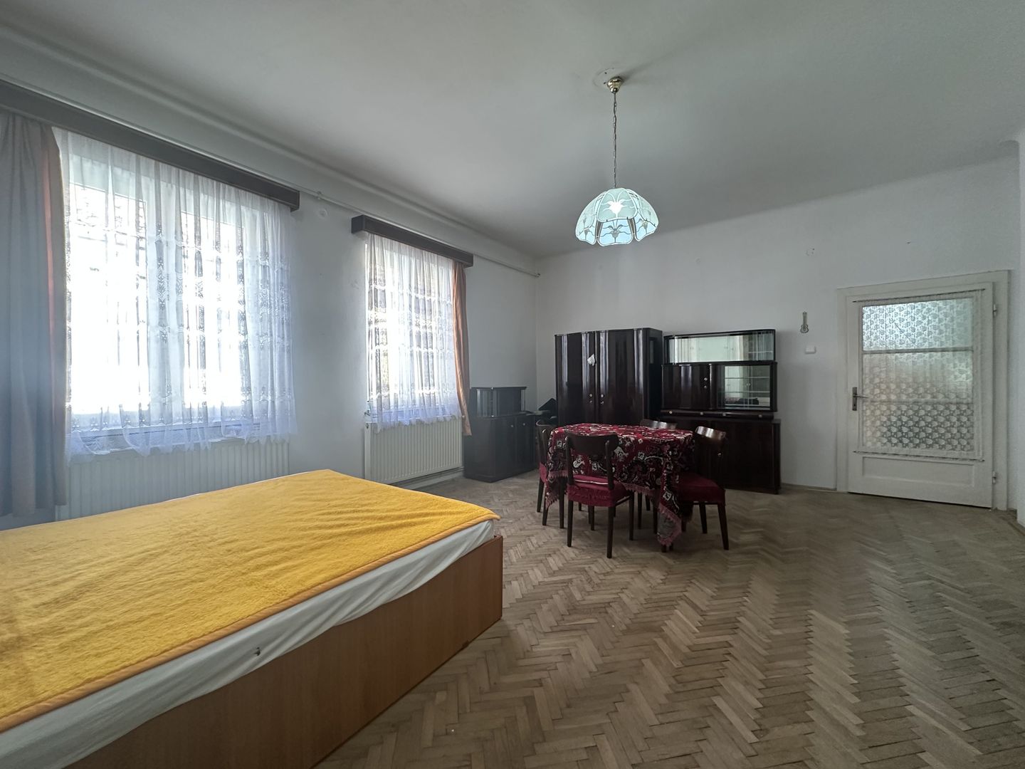 Apartament in casa spațios la doar 5-7 minute de Centrul Istoric - Poză 4