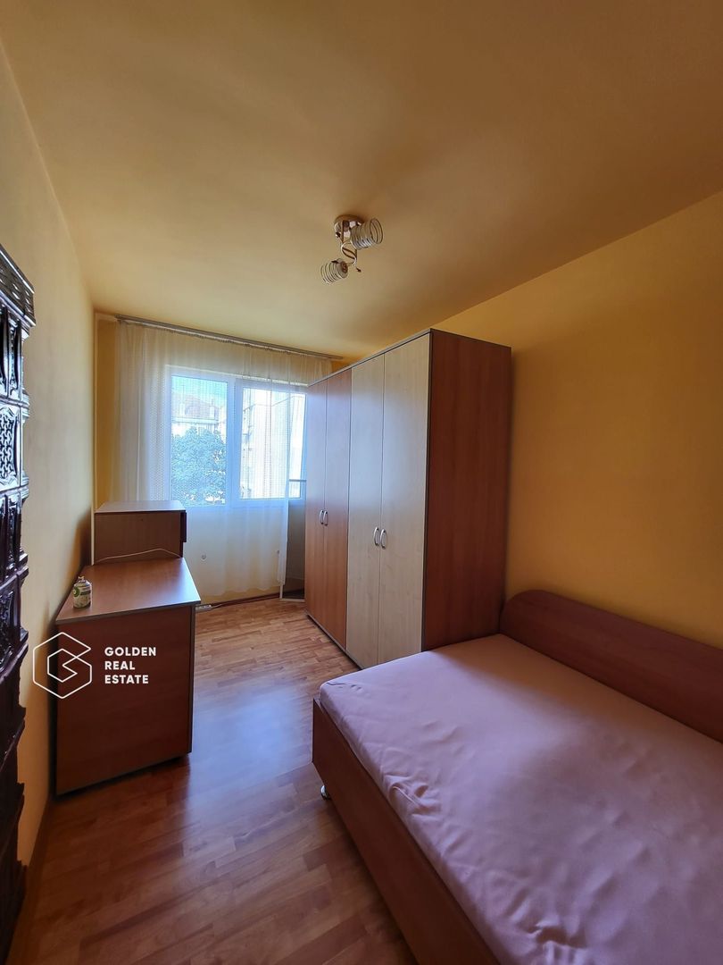Apartament 3 camere, oras Lipova - Poză 9