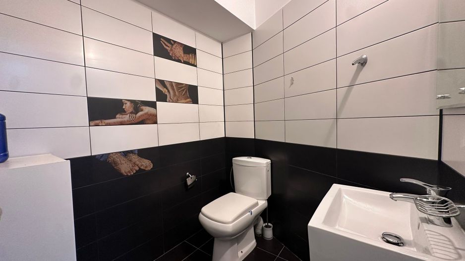 Apartament elegant cu 3 camere, la parter, într-o zonă liniștită din Pipera - Poză 11