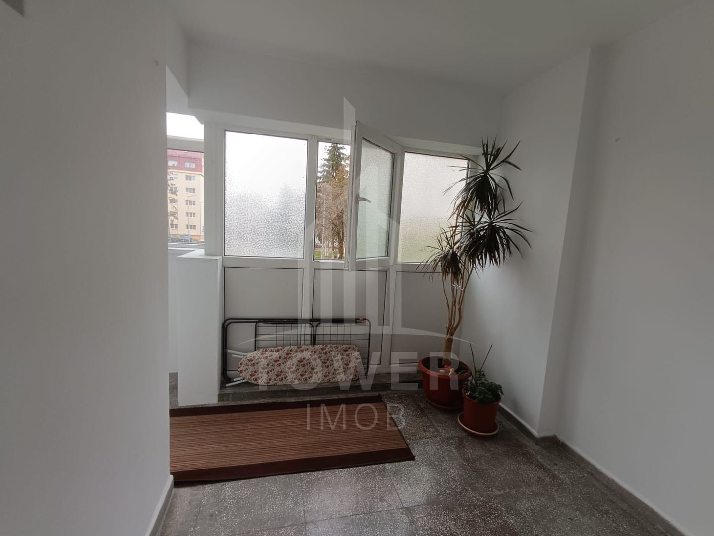 Apartament cu 2 camere spatios - Poză 8