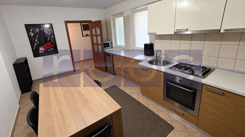 VANZARE  4 CAMERE  DECOMANDAT -DECEBAL- PARCARE - Poză 4