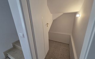 Casă tip townhouse cu grădină proprie în Tunari Park Villas - Poză 17