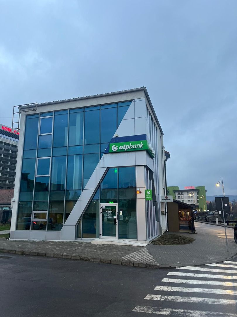 Clădire de vânzare în stațiunea Covasna, amplasare de excepție. - Poză 2