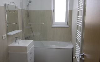 APARTAMENT DEOSEBIT - Poză 11