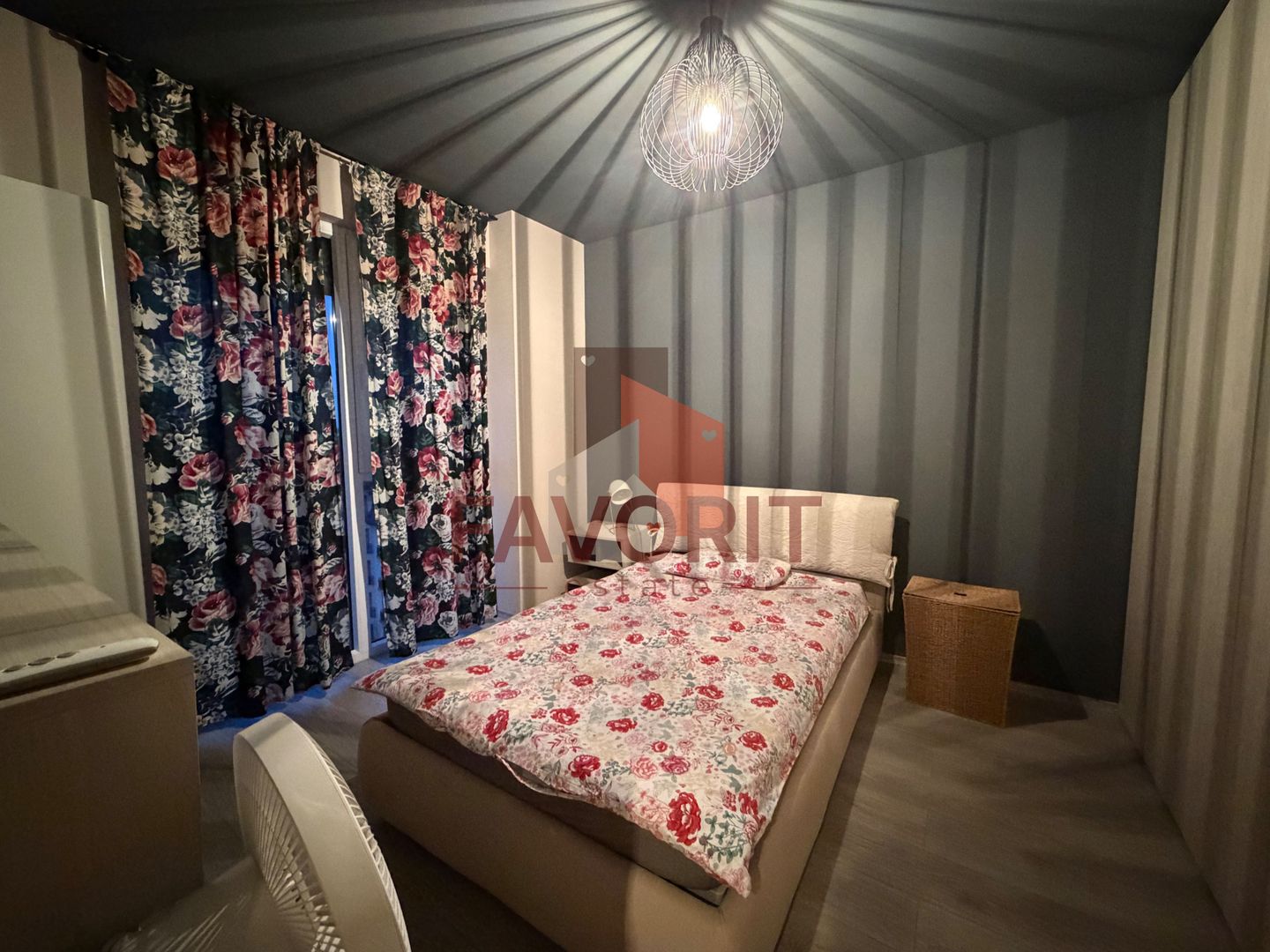 Bloc nou. Mobilat si utilat. Zona Aradului - Poză 6