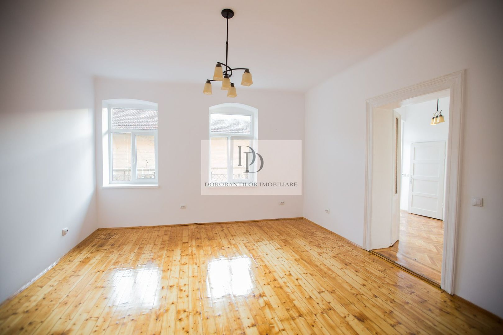 Spațiu de birou cu farmec istoric | Piața Unirii | Clădire emblematică - Poză 1