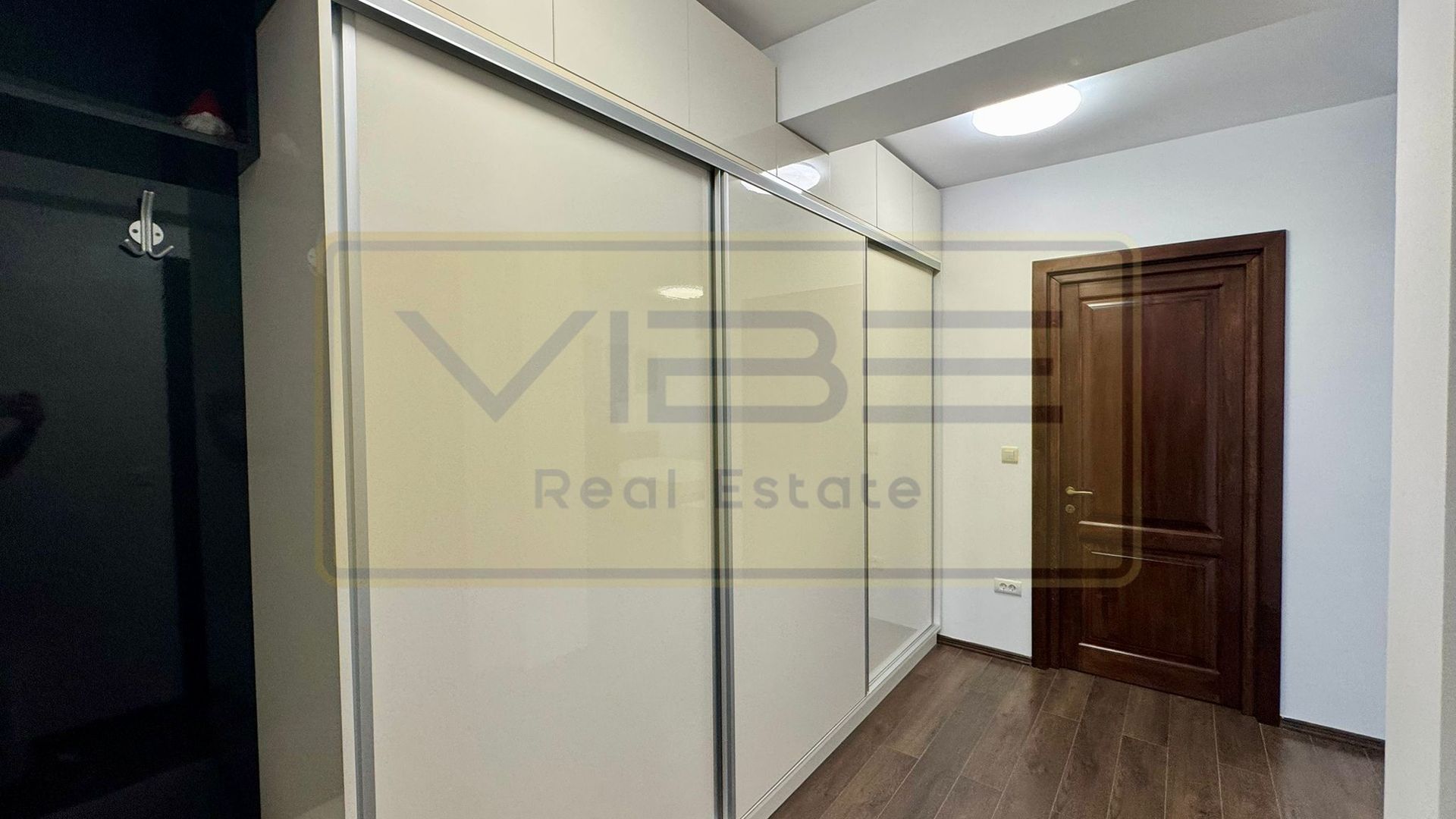 Apartament 1 camera decomandat+parcare Platou Galata-Kaufland Voinesti - Poză 12