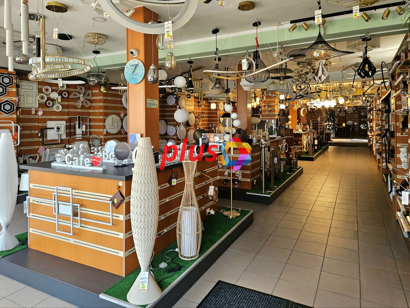 Casă plus Spațiu comercial  741 mp, Teren 906 mp Brasov - zona Blumana - Poză 42