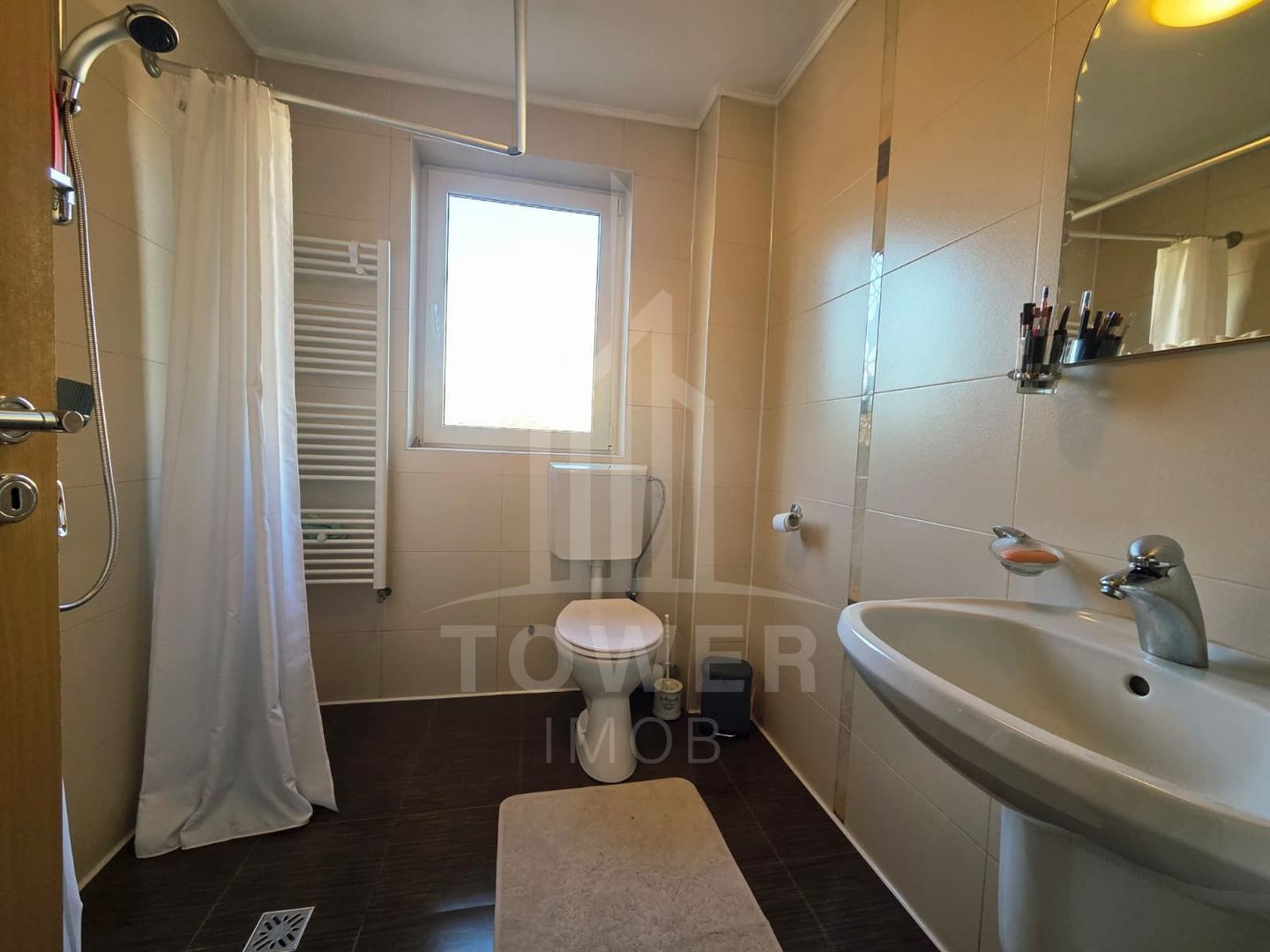 Casă modernă de vânzare în Șelimbăr – zonă Brana - Poză 26