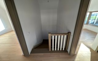 Casa cu 4 camere - Dumbarvita - Poză 21