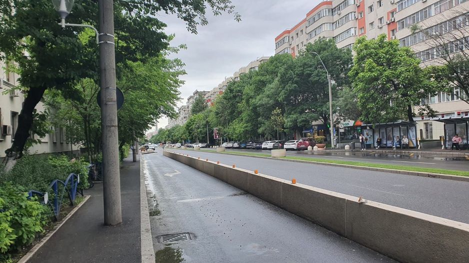 Sp. com. stradal trafic intens/intersectie Metrou Brancoveanu - Poză 4