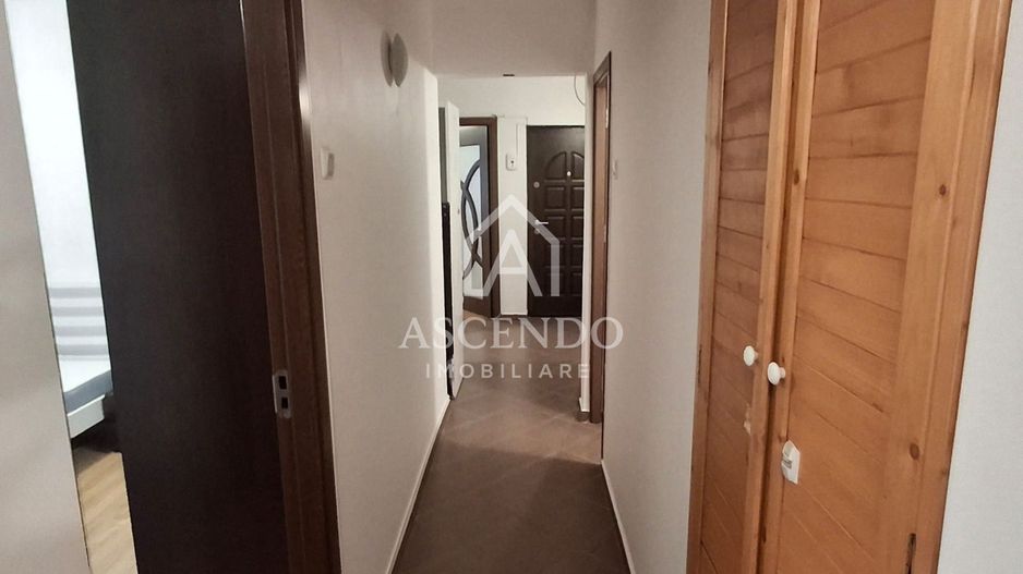 3 camere decomandat Militari Uverturii, etaj 1, loc parcare - Poză 11