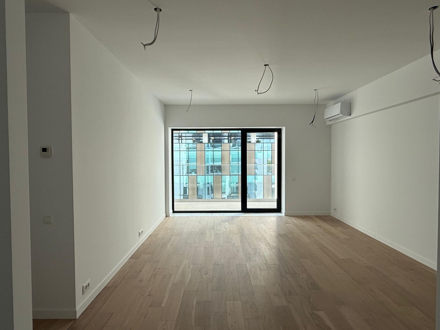 Apartament 3 camere | One Cotroceni | Etaj superior - Poză 3