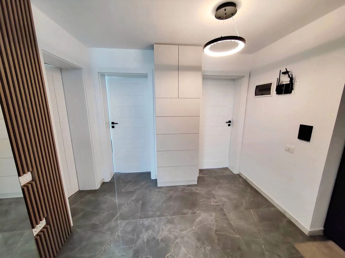 Apartament cu 3 camere de închiriat în Giroc - Poză 18