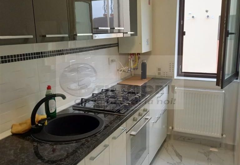 2 cam D,  mobilat , CAPAT CUG , LOC PARCARE + BOXA- 75.000 EURO - Poză 1