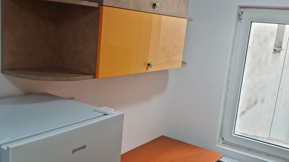 Apartament 2 camere renovat, mobilat complet, Piața Victoriei - Poză 9