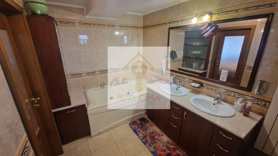 De vânzare: Vilă unică, vintage-modernă, zonă Grigorescu Oradea. - Poză 19