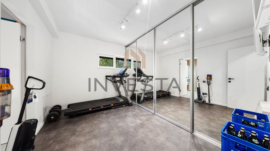 Duplex ultrafinisat | 4 camere | Gradina proprie | Vedere superba | - Poză 10