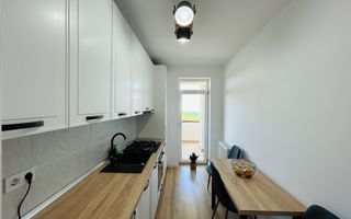 Apartament de vanzare, bloc nou, cu lift, bucatarie separata, dressing - Poză 1