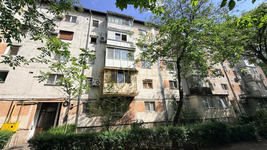 2 camere| zona Lipovei| centrala proprie| apartament frumos| - Poză 14