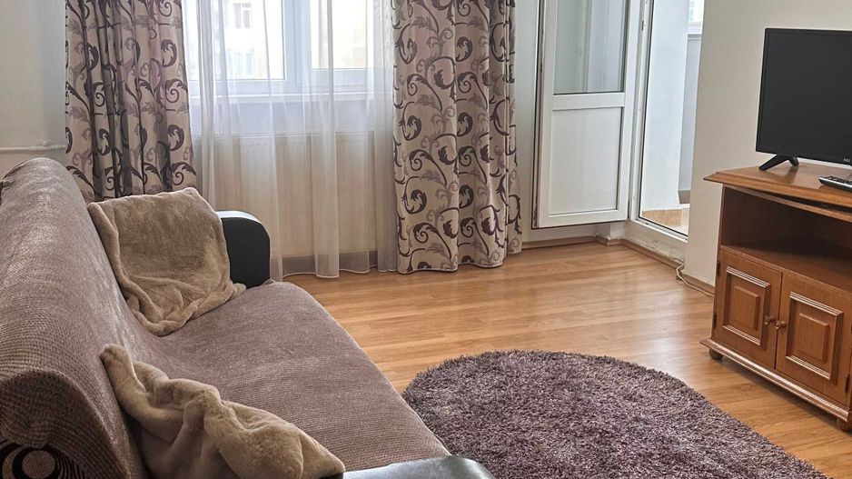 Inchiriere Apartament 2 camere in zona gorjului cu loc de parcare - Poză 3