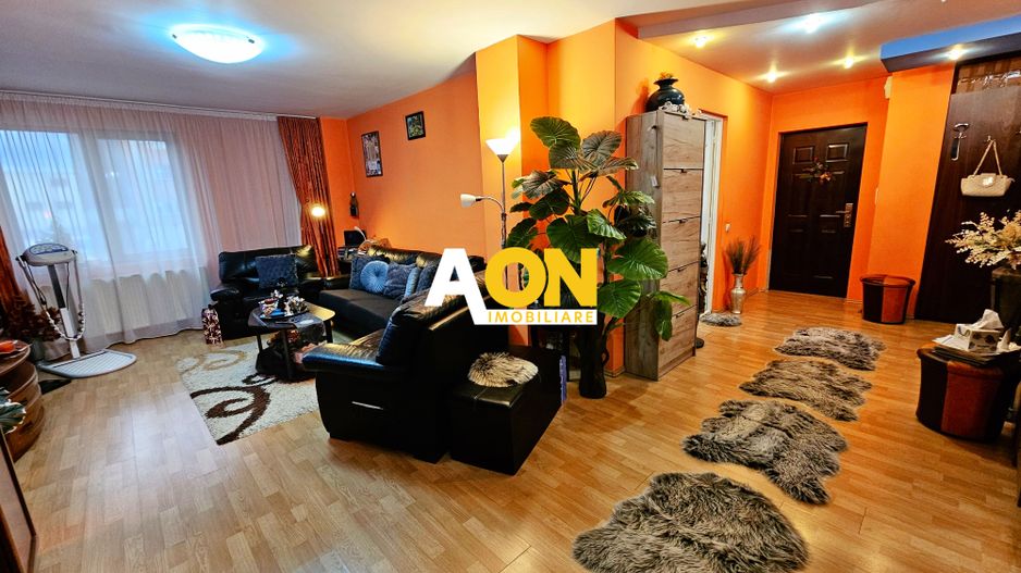 Apartament 4 camere, 87 mp utili, mobilat, utilat, et. 1, ultracentral - Poză 1