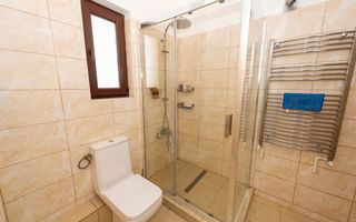 Vila spatioasa de vanzare in Pantelimon zona Padurea Cernica - Mierlei - Poză 10