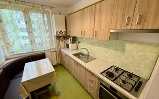 2 camere semidecomandate, balcon, Zona Centrala, Piata Abator, Lukoil - Poză 5