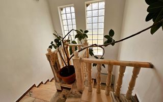 Casa 10 camere, 878 mp teren, toate utilitatile, Barabant - Poză 10