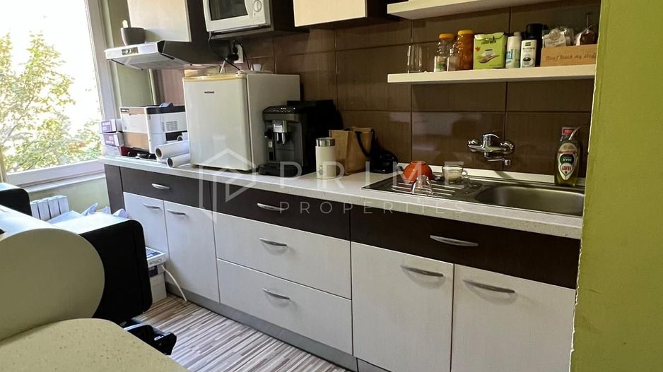 De vânzare apartament 3 camere, Bd. 1 Decembrie 1918, Cartier Tudor - Poză 3