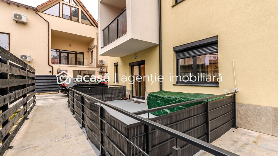 Apartament ultracentral în bloc nou, 2 camere cu terasa proprie - Poză 3