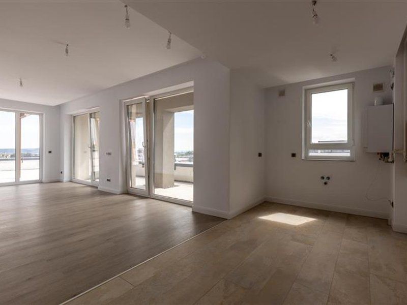 Vindem penthouse 4 camere FINALIZAT zona Coresi - Avantgarden - Poză 3