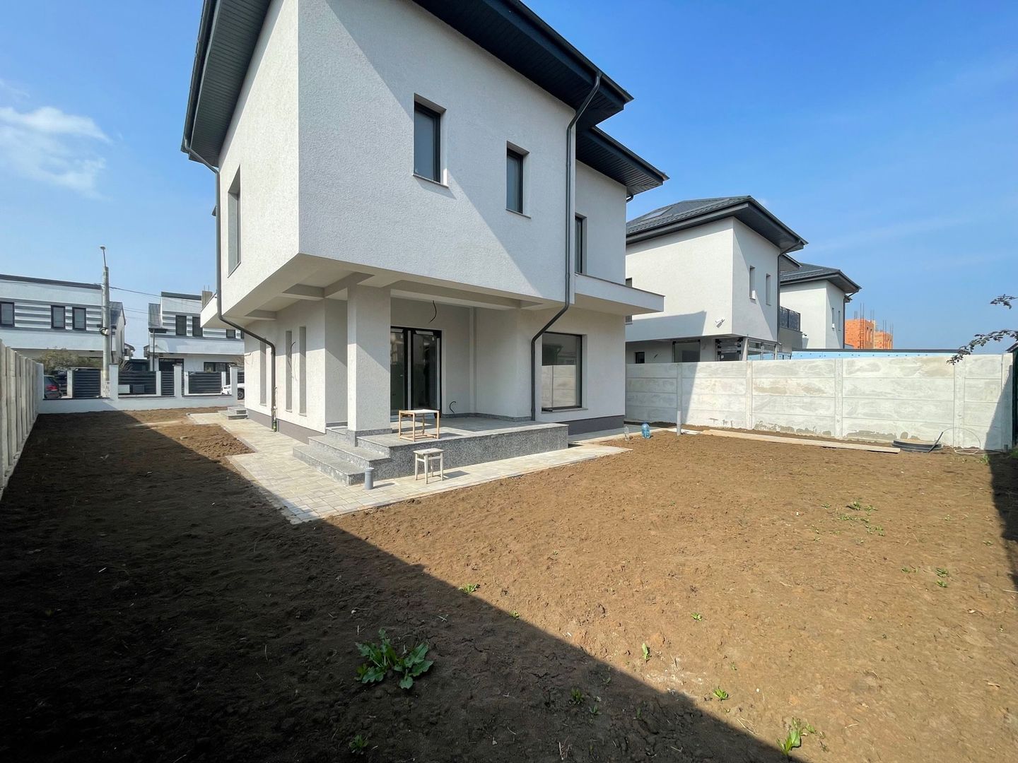 Vila Otopeni-Tunari, zona buna, curte 400m, Mansarda - Poză 3