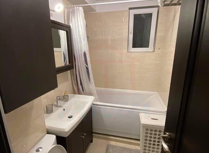 📍De închiriat 2 camere, Central, 450 Euro/luna - Poză 2