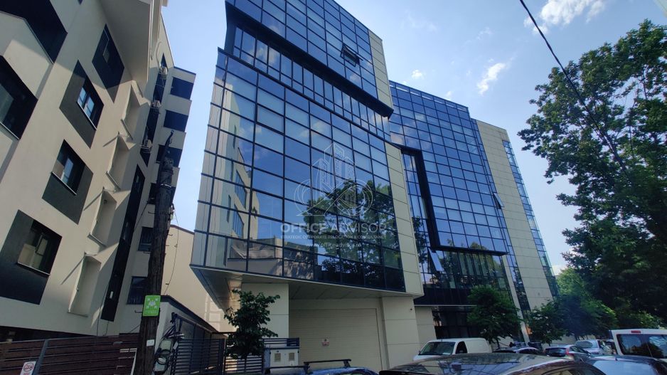HM Business Center – Birouri de închiriat Piața Muncii | Clasa A - Poză 1