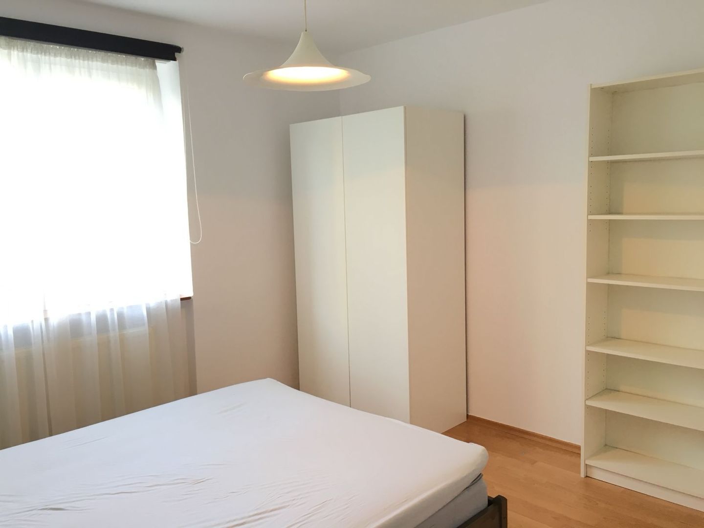 Apartament 3 camere, Parc Tineretului, la 5 min. metrou. Loc de parcare. - Poză 6