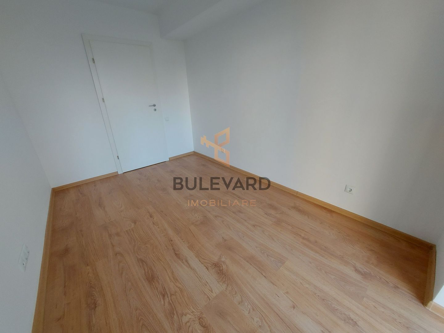 Apartament cu 3 camere+gradina de 35 mp! - Poză 7