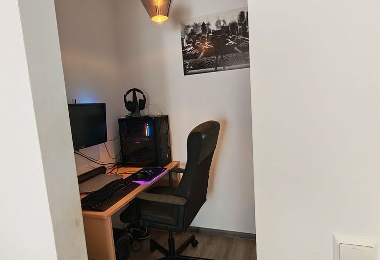 Apartament cu 3 camere extrem de interesant Viscolului-Militari - Poză 5