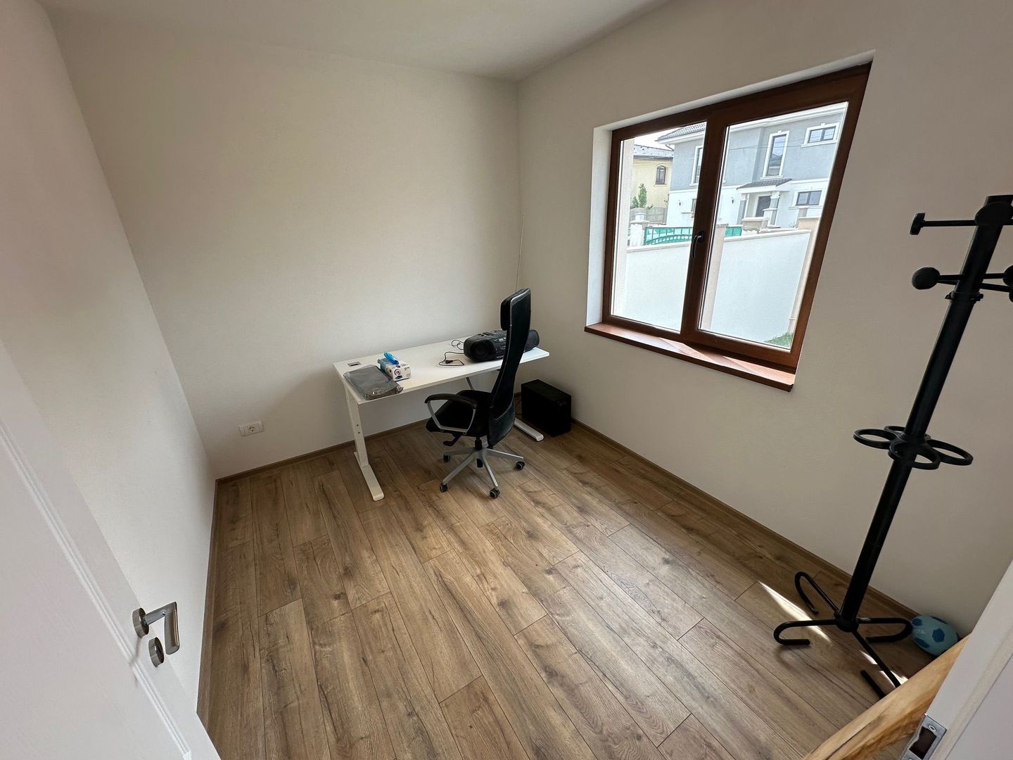 Duplex cu camera pe parter - Poză 14