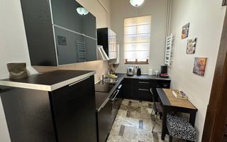 Apartament in Piata Victoriei - Poză 11