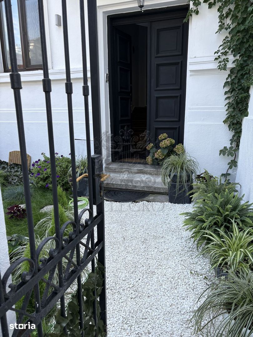 Apartament in vila interbelica |  Coposu  | 4 camere | Superb - Poză 13