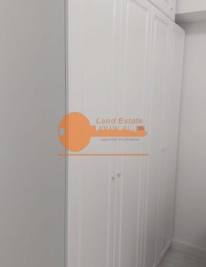 Aoartament cu 3 camere in zona Drumul Taberei - Poză 8